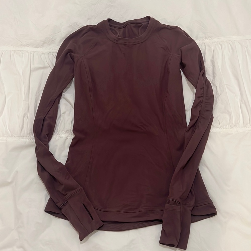 Lululemon workout long sleeve top